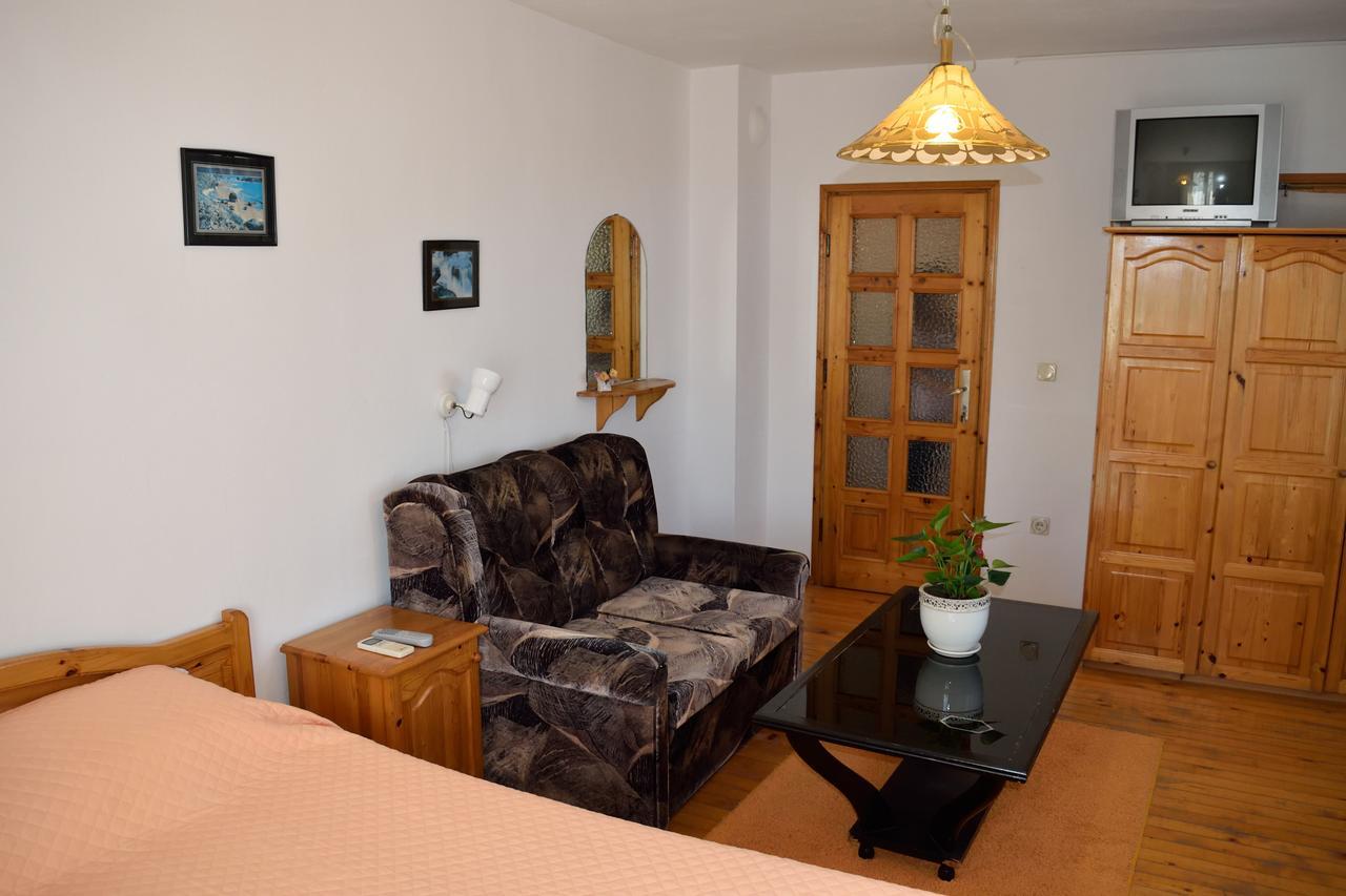 Guest House Villa Katty Balchik Bagian luar foto