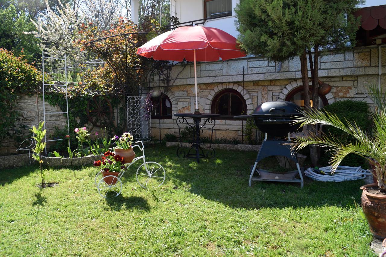 Guest House Villa Katty Balchik Bagian luar foto